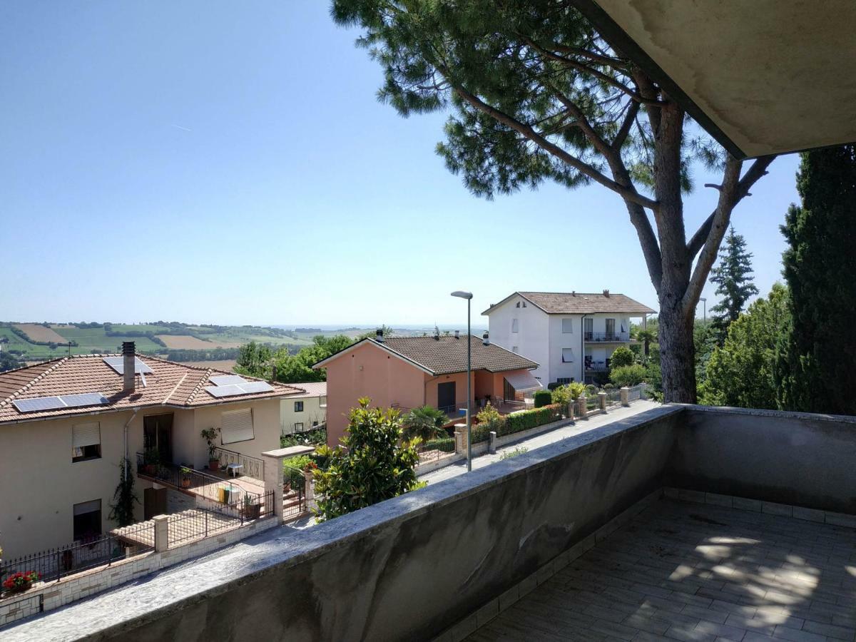 Conero Apartment Castelfidardo Bagian luar foto