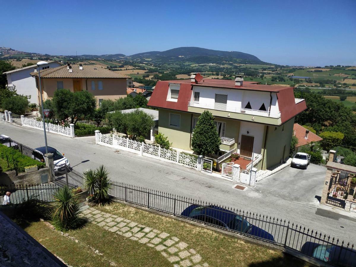 Conero Apartment Castelfidardo Bagian luar foto